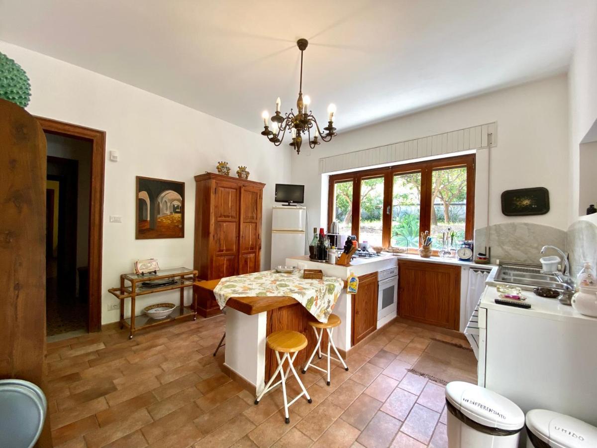 Villa Tana Pacenzia Cefalù Buitenkant foto