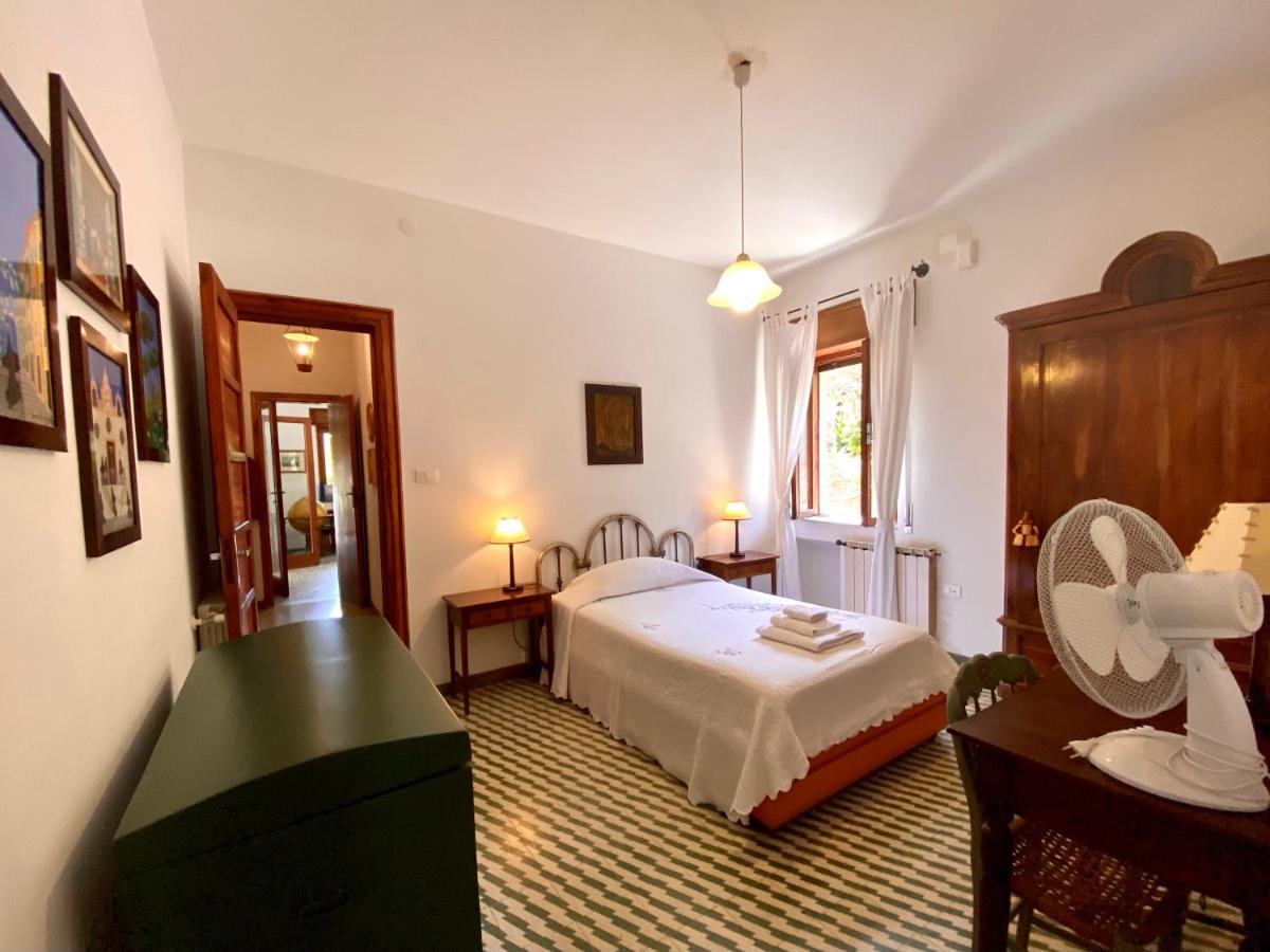 Villa Tana Pacenzia Cefalù Buitenkant foto